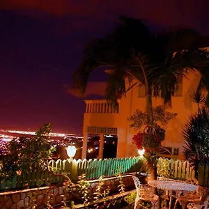2* Bed & Breakfast City View